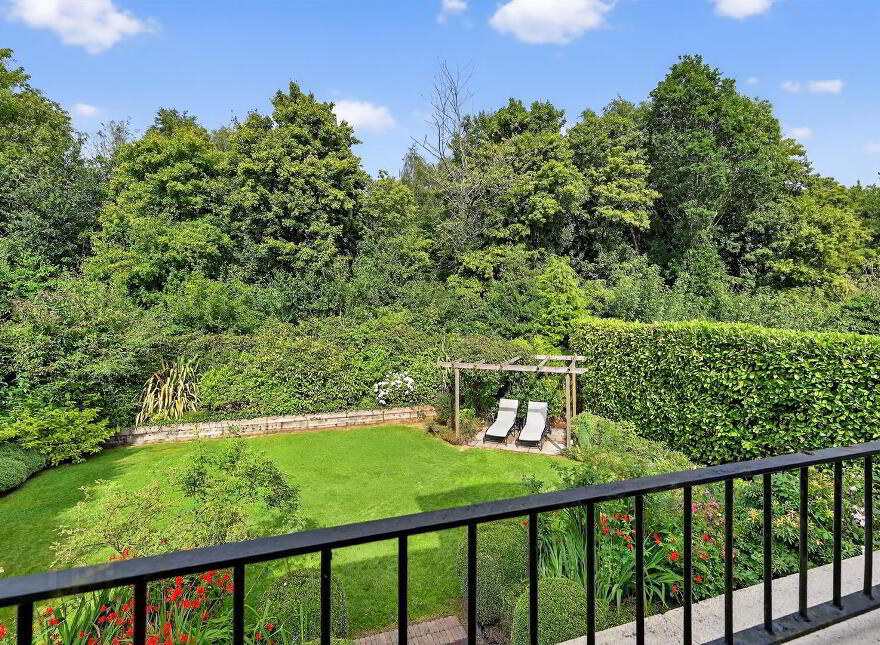 43 Bristow Park, Belfast, BT9 6TG