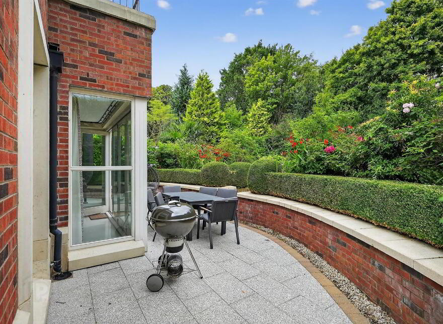 43 Bristow Park, Belfast, BT9 6TG