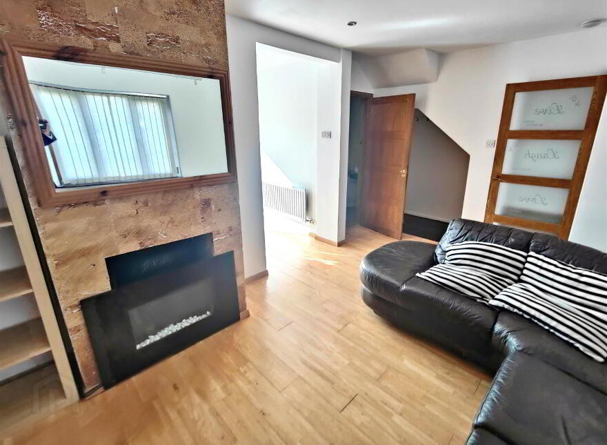 60 Silverstream Avenue, Belfast, BT14 8GP