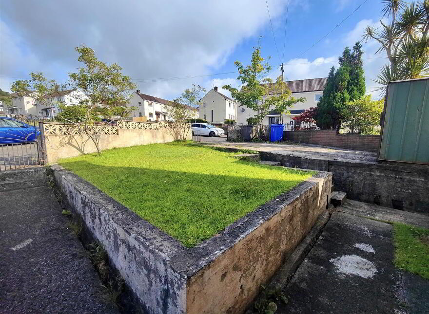 60 Silverstream Avenue, Belfast, BT14 8GP