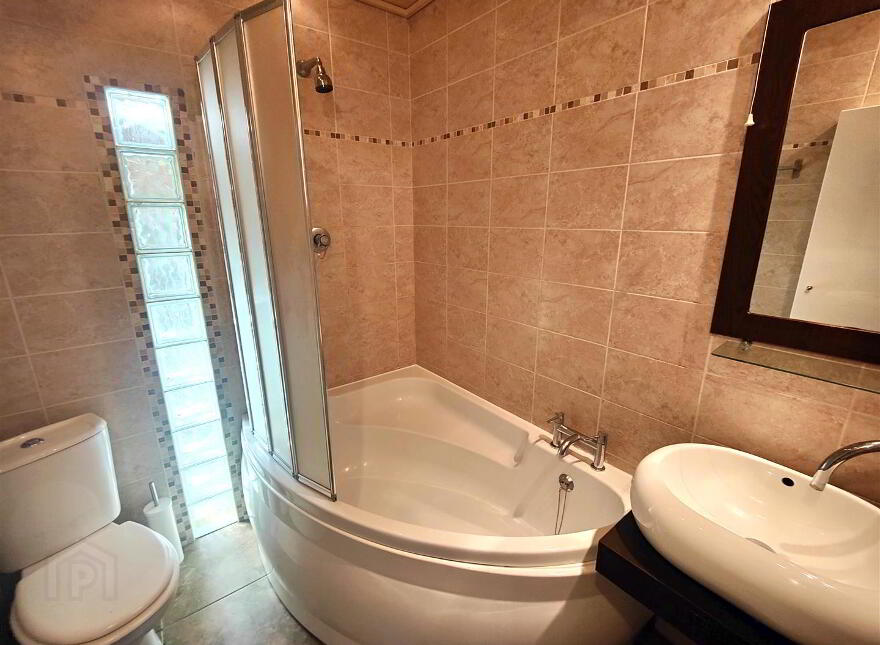 60 Silverstream Avenue, Belfast, BT14 8GP