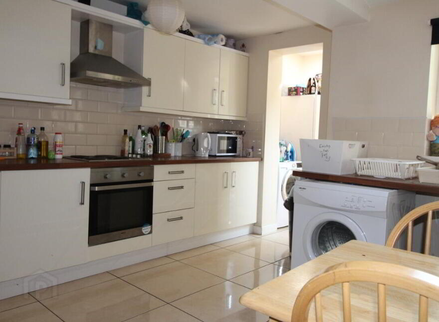 72 Edinburgh Street, Belfast, BT9 7DT