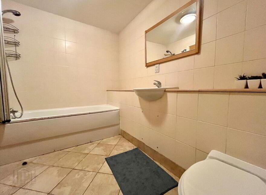 Stranmillis Wharf, 2d Lockview Road, Belfast, BT9 5GN