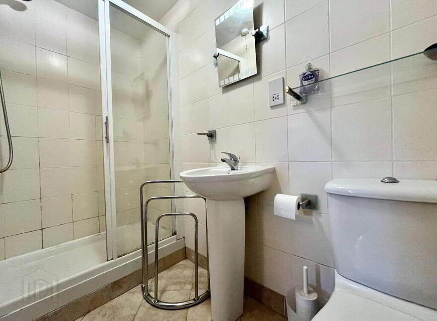 Stranmillis Wharf, 2d Lockview Road, Belfast, BT9 5GN