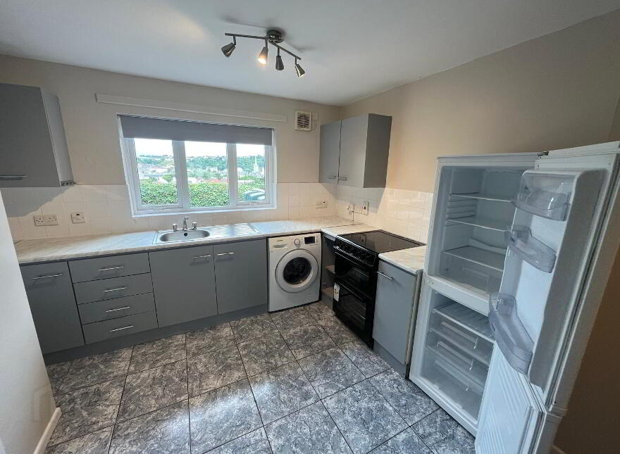24 Barcroft Park, Newry, BT35 8EN