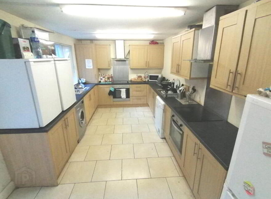 Room 5 - 109 Wellesley Avenue, Belfast, BT9 6DG