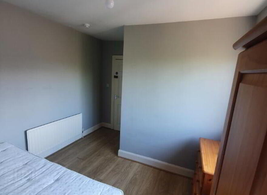 Room 5 - 109 Wellesley Avenue, Belfast, BT9 6DG