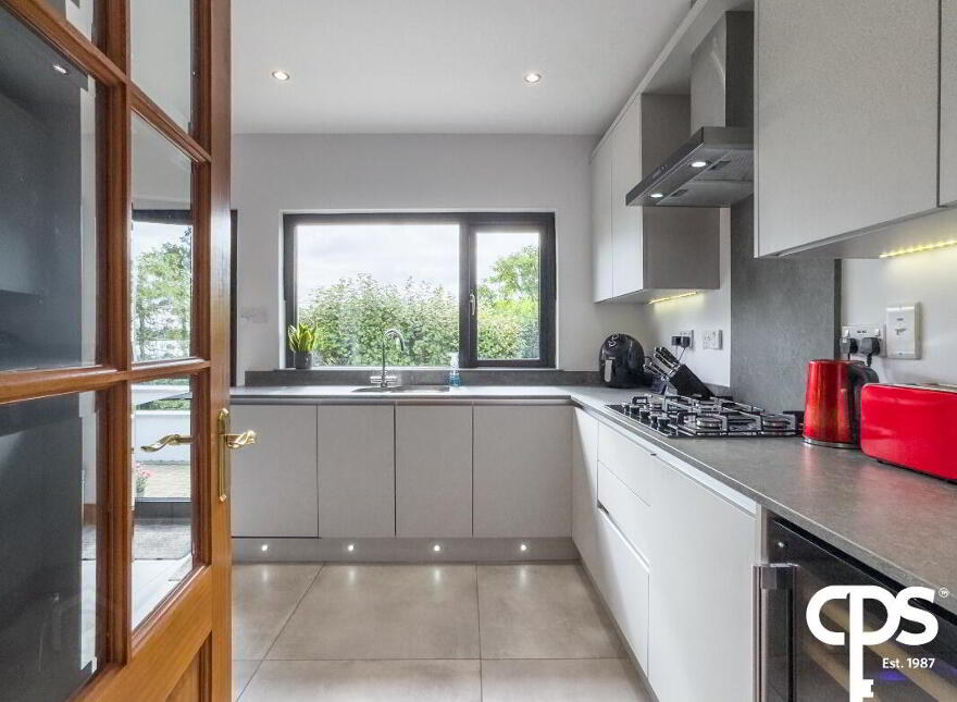 57 Tullynore Road, Hillsborough, BT26 6QE