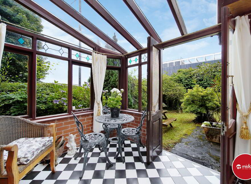 14 Lawrence Hill, Derry, BT48 7NJ