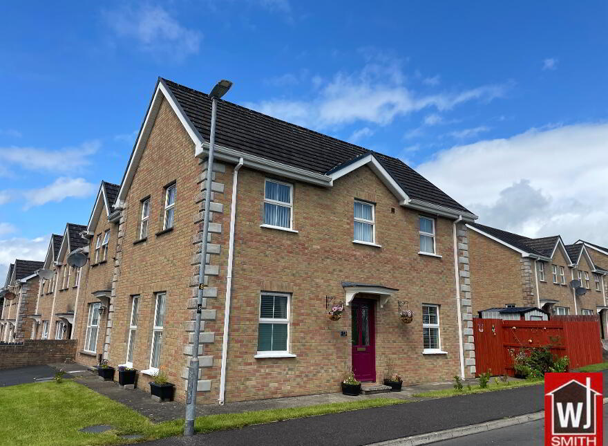 13 Garag Hill, Castlederg, BT81 7GX photo