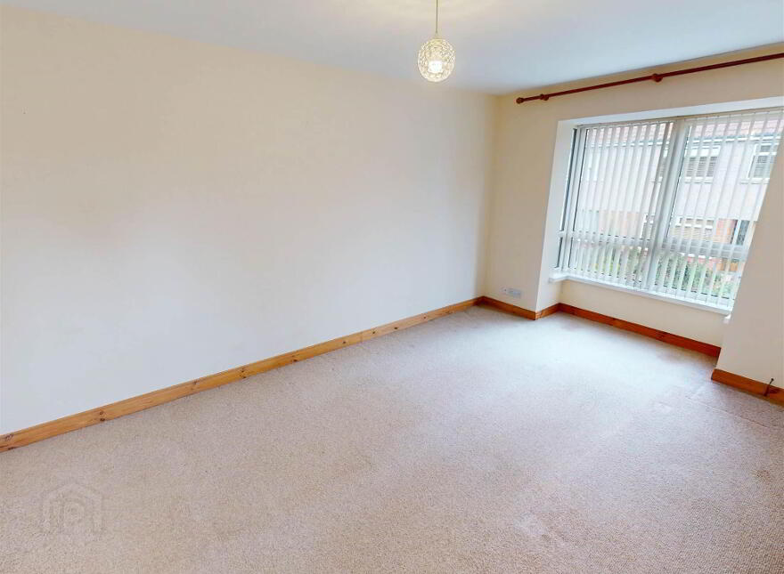2 Llewellyn Court, Lisburn, BT27 4BB