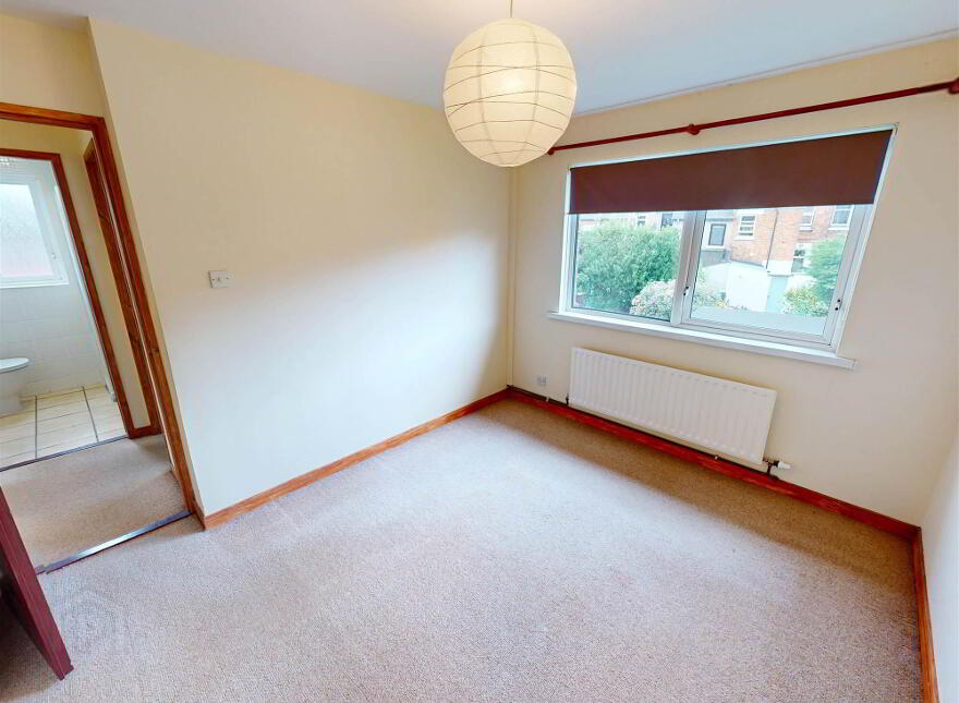 2 Llewellyn Court, Lisburn, BT27 4BB