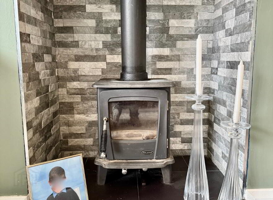 15 Old School Mews, Glenavy, BT29 4BG