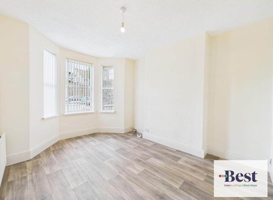 3 Exchange Road, Larne, BT40 1RX
