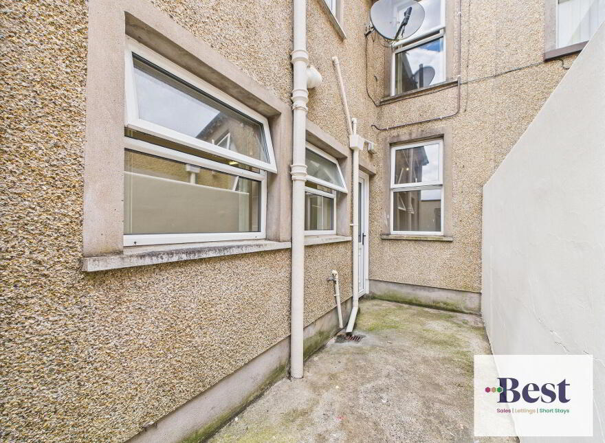 3 Exchange Road, Larne, BT40 1RX