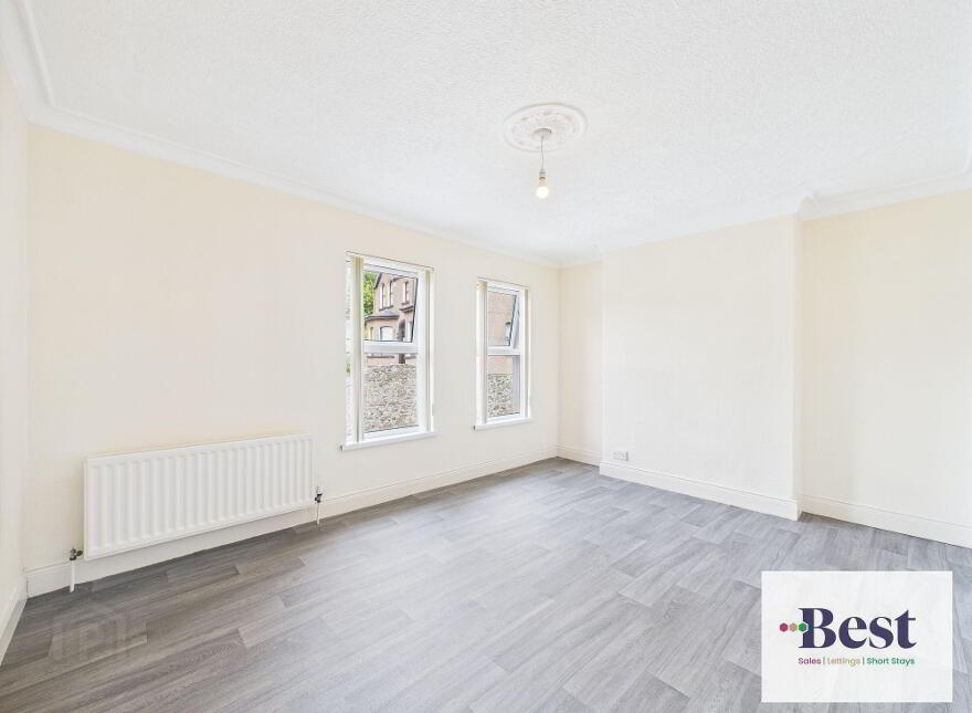 3 Exchange Road, Larne, BT40 1RX