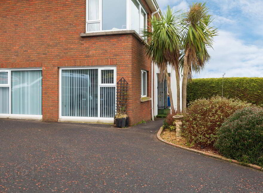 Annexe At 23 Whinfield, Larne, BT40 2LD