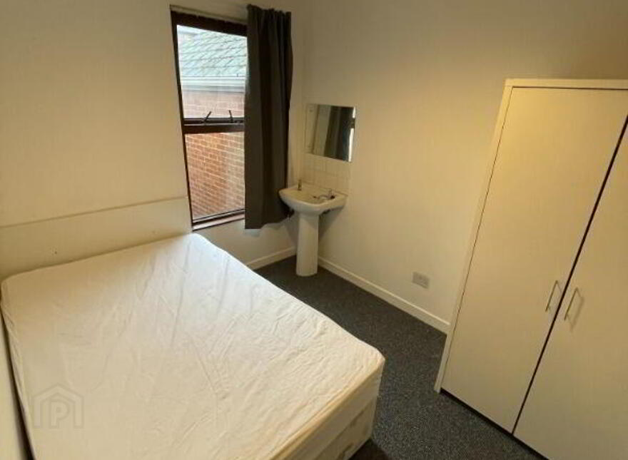42 Ava Street, Belfast, BT7 3BS