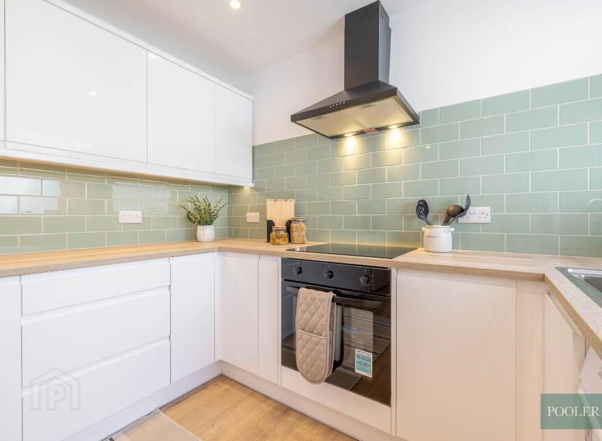 7 Willowfield Street, Belfast, BT6 9AU