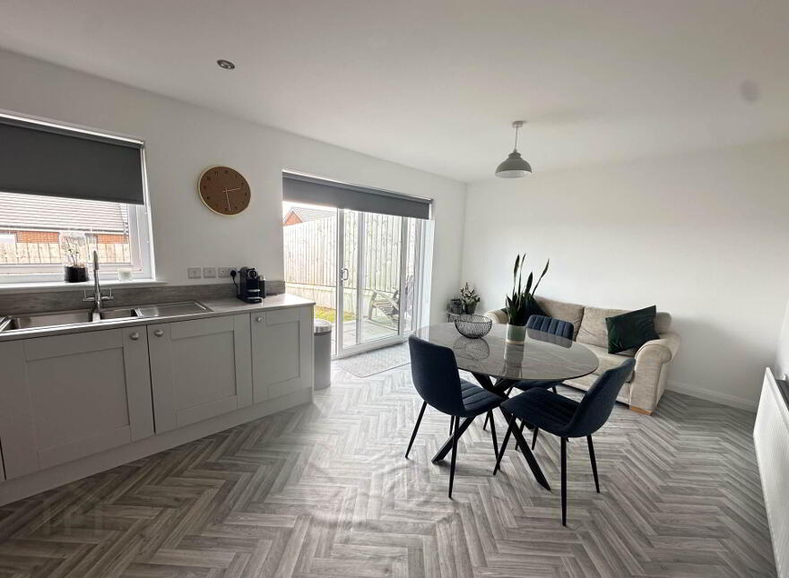 83 Blackthorn Rise, Larne, BT40 2HJ