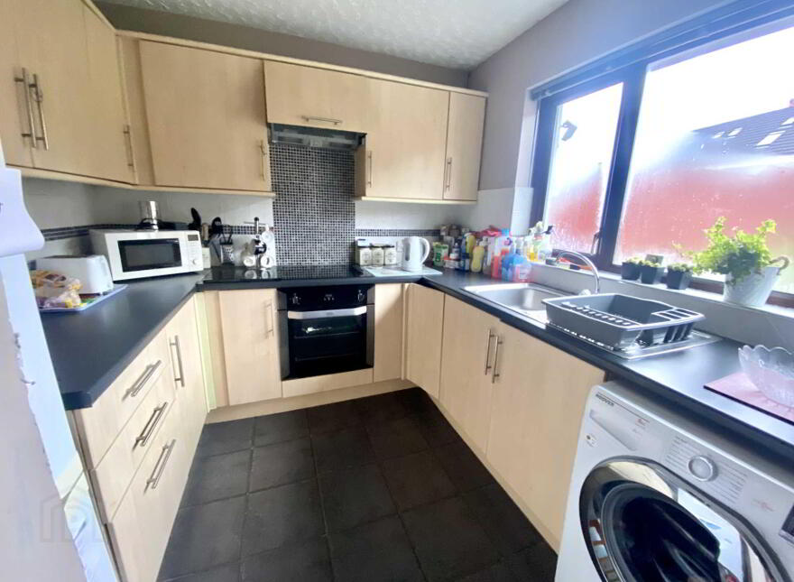 17 Collinview Avenue, Ballyclare, BT39 9PF