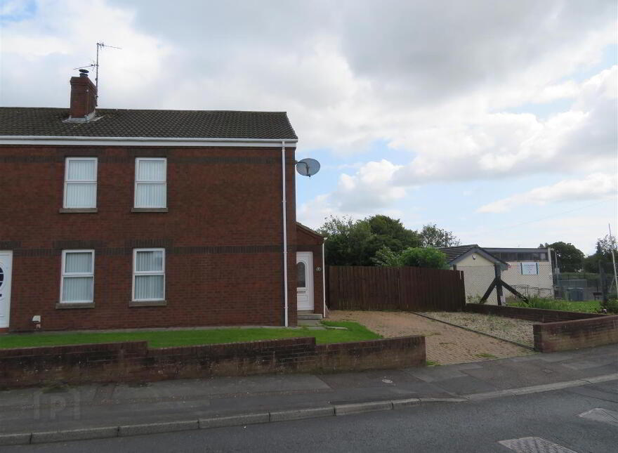 3 Carrick Drive, Lurgan