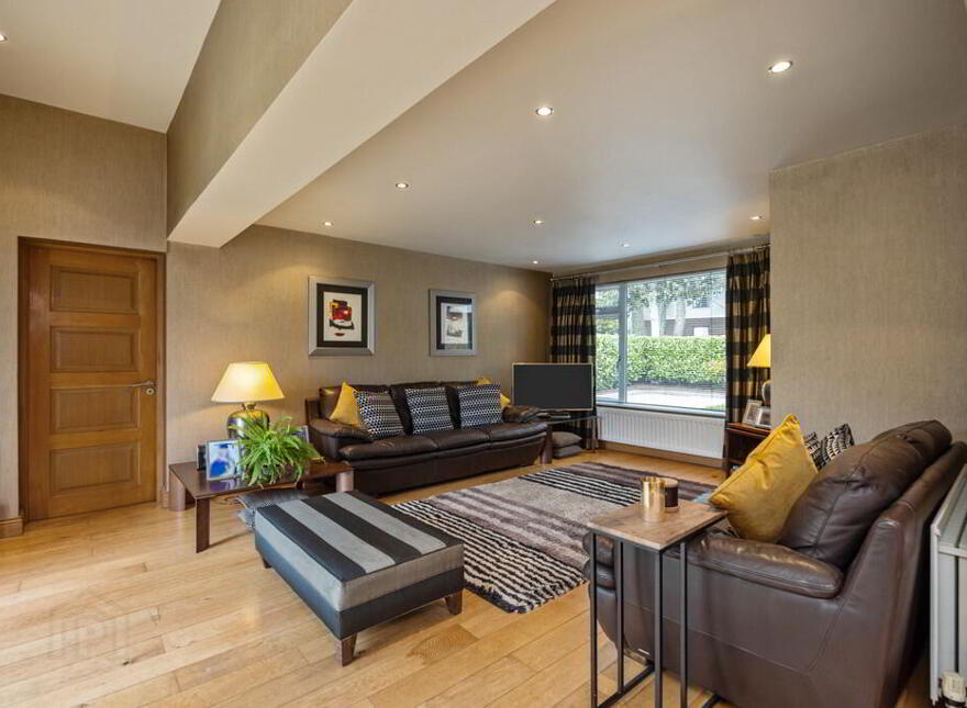178 Finaghy Road South, Belfast, BT10 0DH