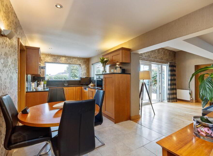 178 Finaghy Road South, Belfast, BT10 0DH