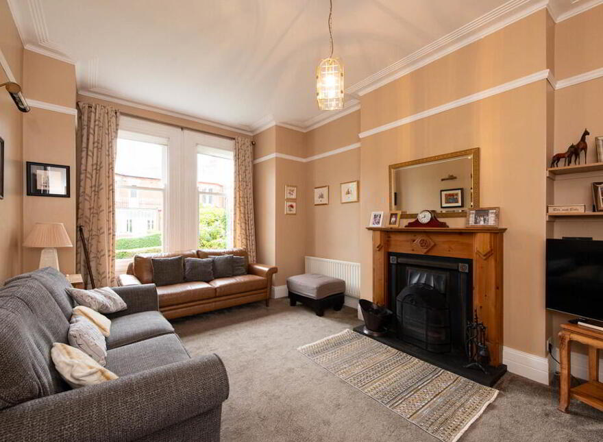 4 Waterloo Gardens, Antrim Road, Belfast, BT15 4EX
