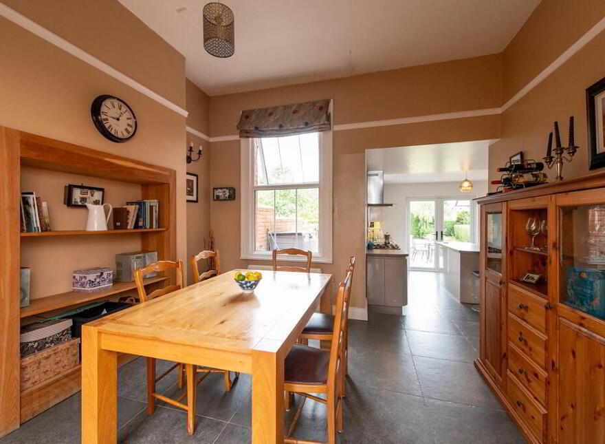 4 Waterloo Gardens, Antrim Road, Belfast, BT15 4EX