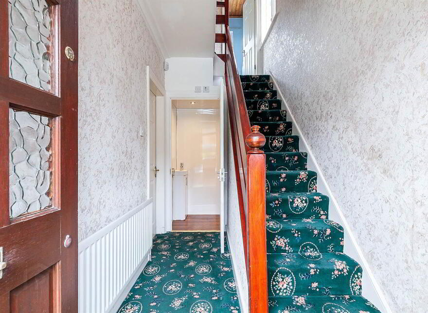31 Parkgate Ave, Sydenham, Belfast, BT4 1JA