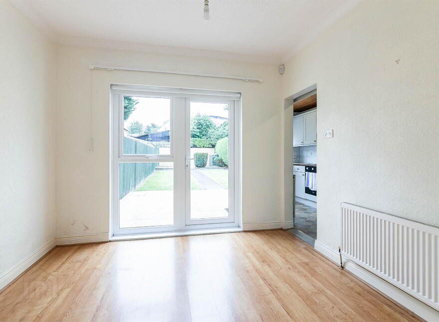 31 Parkgate Ave, Sydenham, Belfast, BT4 1JA