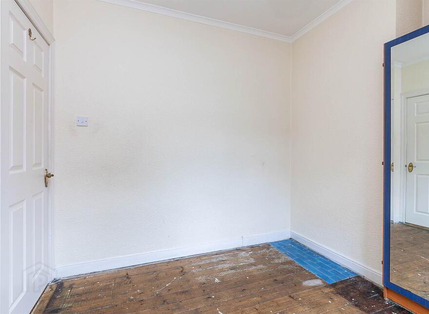 31 Parkgate Ave, Sydenham, Belfast, BT4 1JA