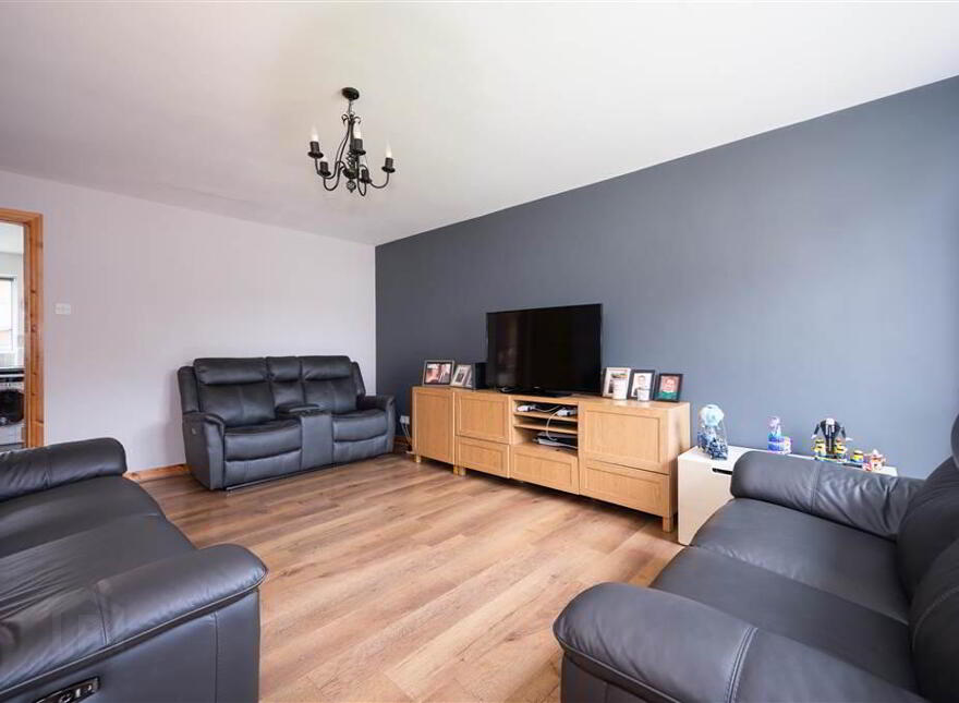 1 Richmond Court, Holywood, BT18 9TD