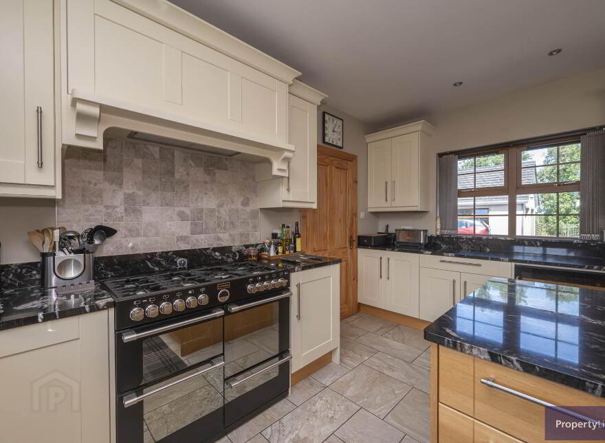 37 Cladymore Road, Mowhan, Armagh, BT60 2EW
