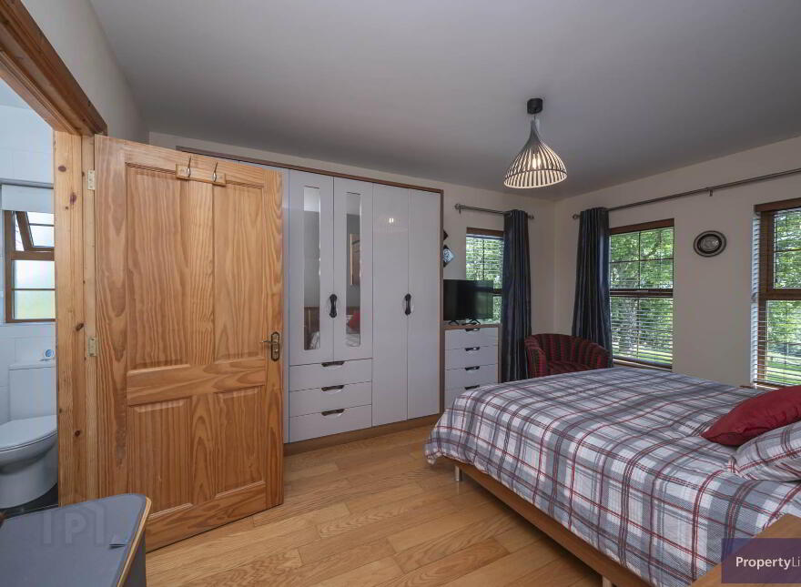 37 Cladymore Road, Mowhan, Armagh, BT60 2EW