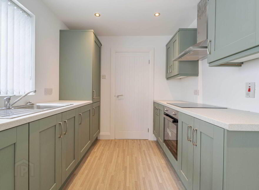 95 Hillhall Road, Lisburn, BT27 5BT