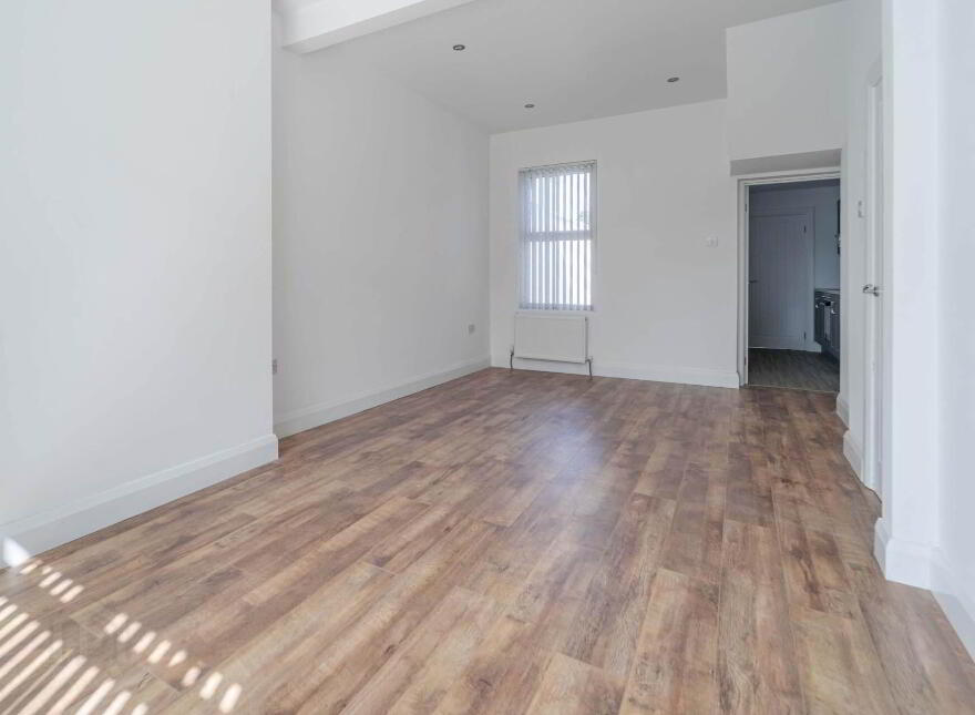 95 Hillhall Road, Lisburn, BT27 5BT