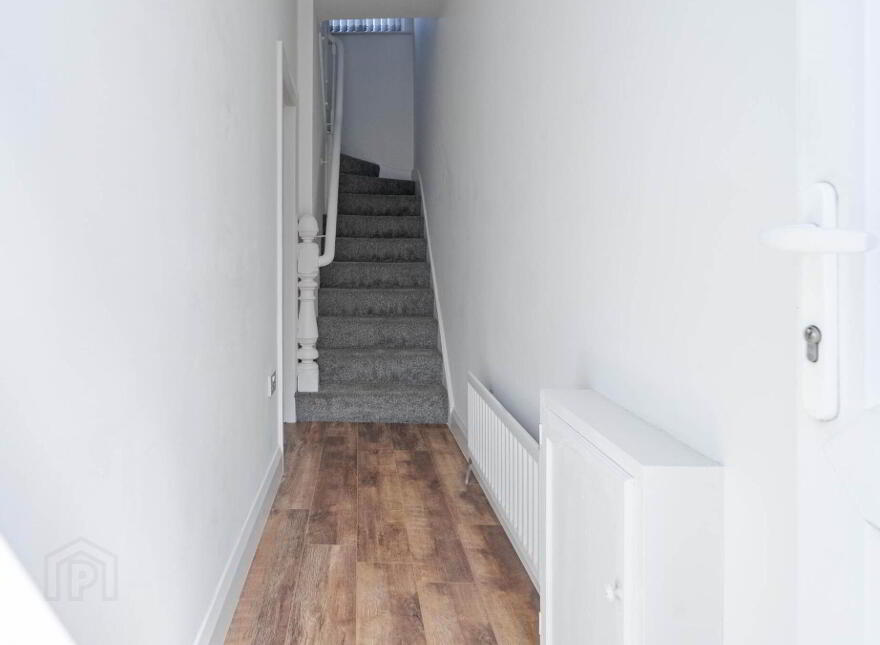 95 Hillhall Road, Lisburn, BT27 5BT