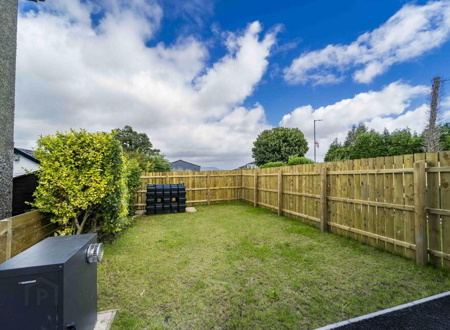 95 Hillhall Road, Lisburn, BT27 5BT