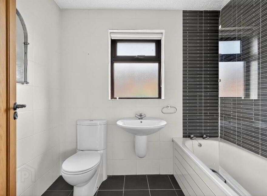 53 Hermitage, Hillsborough, BT26 6RJ
