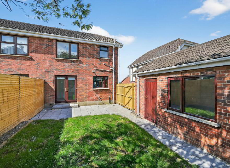 53 Hermitage, Hillsborough, BT26 6RJ
