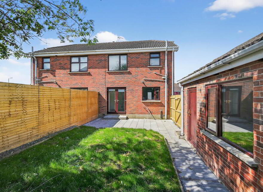 53 Hermitage, Hillsborough, BT26 6RJ