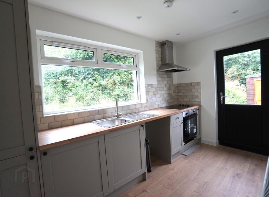 57 Holm Terrace, Dromore, BT25 1HN
