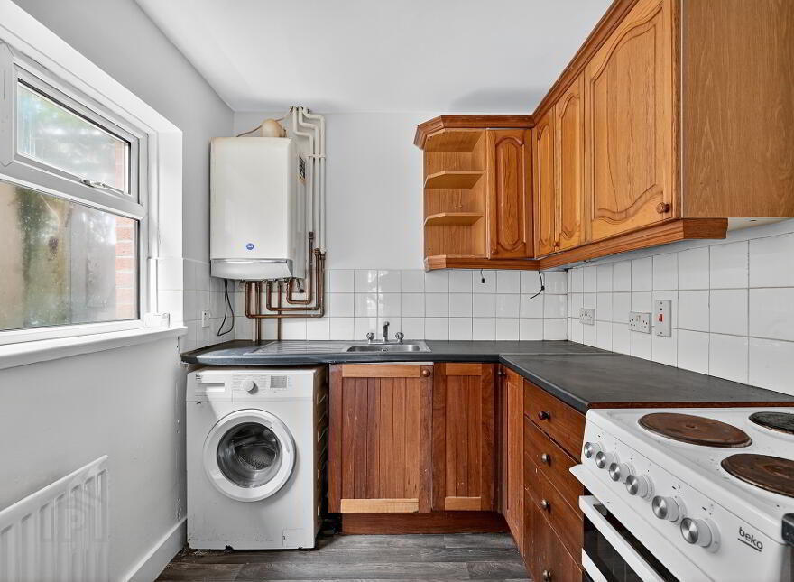 12 Ardenvohr Street, Belfast, BT6 8NA