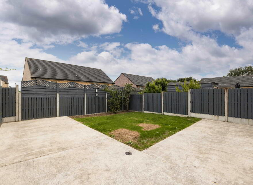 43 Carneyhough Court, Crieve Road, Newry, BT34 2TW