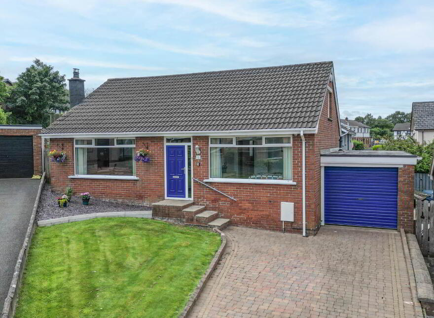 13 Beverley Park, Carnmoney, Newtownabbey, BT36 6NR photo