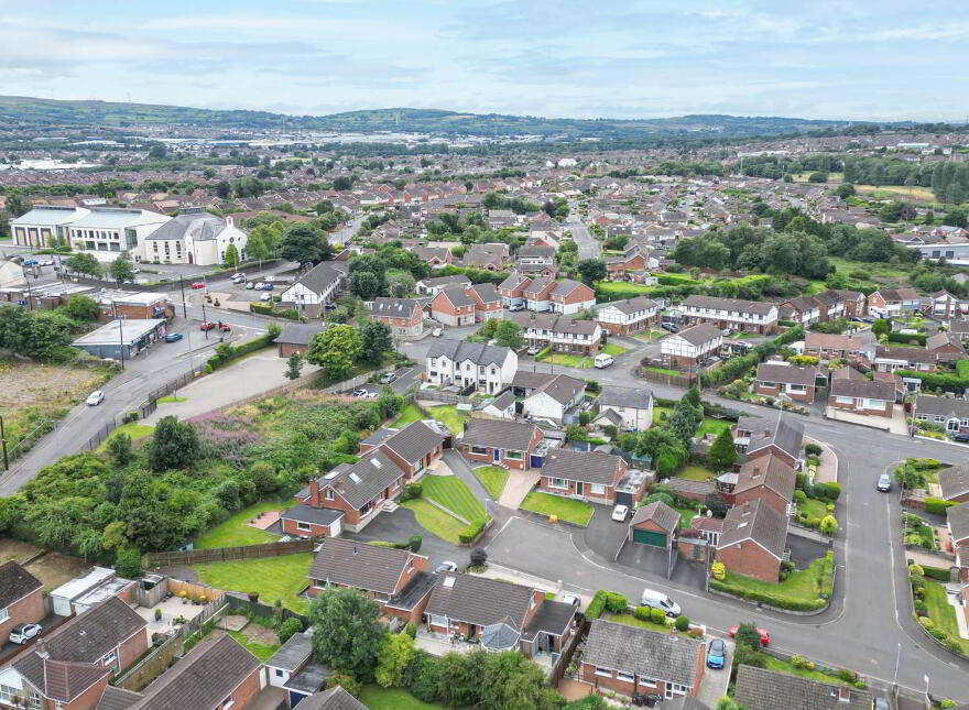 13 Beverley Park, Carnmoney, Newtownabbey, BT36 6NR