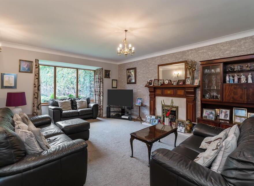 4 Garland Crescent, Manse Road, Belfast, BT8 6YJ