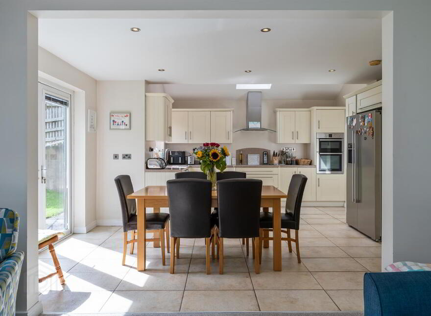 4 Garland Crescent, Manse Road, Belfast, BT8 6YJ